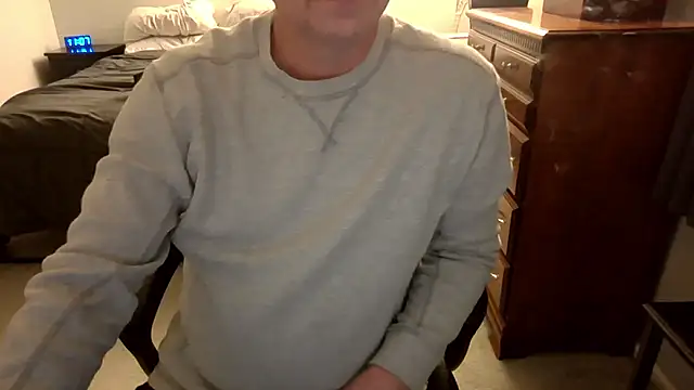 MatureSexy1700 online show from January 13, 2026, 4:07 am