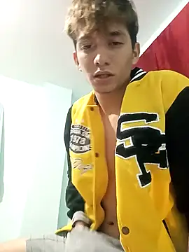 Snapshot of Andy_Kein chatting on February 26, 2026, 5:28 am Andy Kein online show from February 26, 2026, 5:28 am