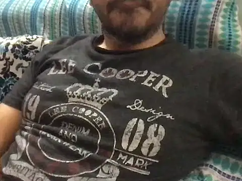 Snapshot of sundar85m chatting on February 9, 2026, 5:50 pm sundar85m online show from February 9, 2026, 5:50 pm