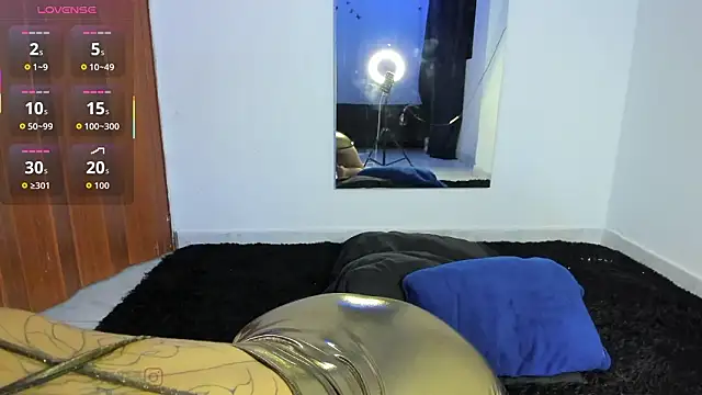 Snapshot of Ashnikko__ chatting on January 19, 2026, 1:09 am Ashnikko online show from January 19, 2026, 1:09 am