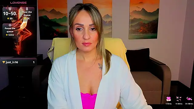 Snapshot of Alisa_Allisen chatting on February 14, 2026, 1:19 pm Alisa Allisen online show from February 14, 2026, 1:19 pm