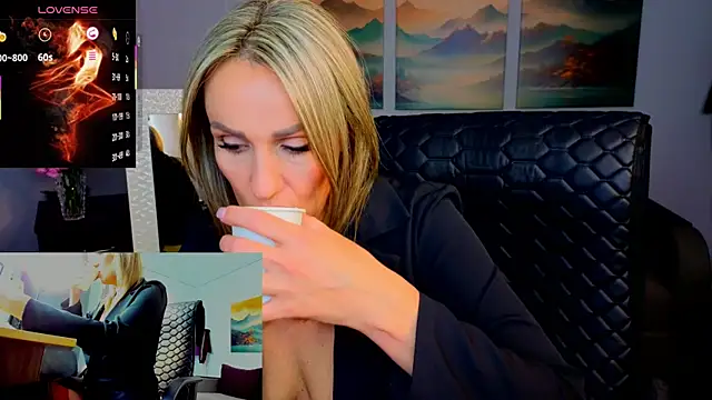 Alisa Allisen online show from May 2, 2026, 12:48 am