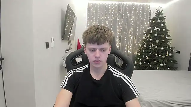 Snapshot of bonekoambalabu chatting on February 4, 2026, 11:20 pm bonekoambalabu online show from February 4, 2026, 11:20 pm