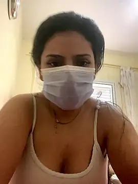 Snapshot of chafiaaa chatting on January 14, 2026, 2:44 pm chafiaaa online show from January 14, 2026, 2:44 pm