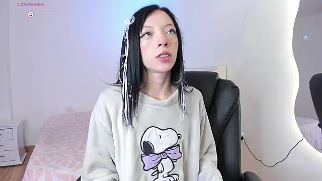 Snapshot of Diamond__cherry69 chatting on February 24, 2026, 1:53 pm Diamond cherry69 online show from February 24, 2026, 1:53 pm