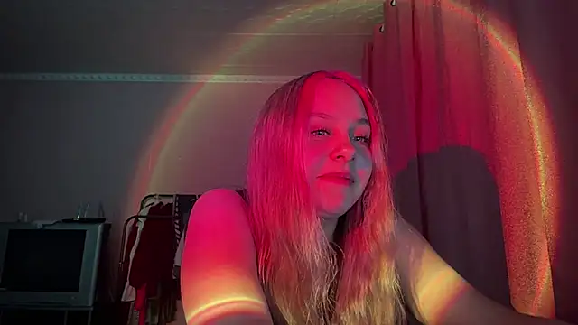 ZoraDearmon online show from January 8, 2026, 9:17 pm