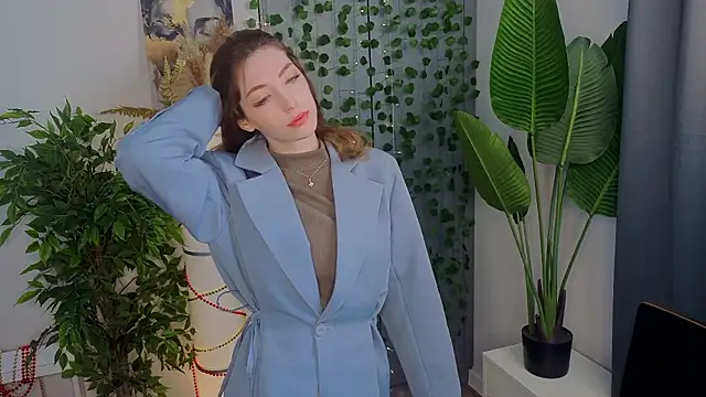 Snapshot of BrianneMallory chatting on February 4, 2026, 6:19 am BrianneMallory online show from February 4, 2026, 6:19 am