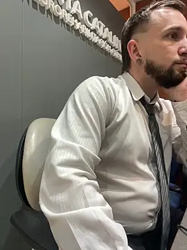 Snapshot of Chubandchaser chatting on February 25, 2026, 11:14 pm Chubandchaser online show from February 25, 2026, 11:14 pm