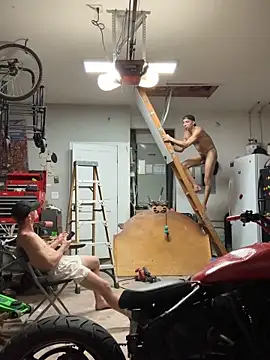 Snapshot of Derrick7799 chatting on March 13, 2026, 6:20 am Derrick7799 online show from March 13, 2026, 6:20 am