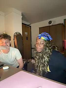 CookiesNcreaming online show from March 23, 2026, 10:58 pm