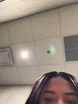 Snapshot of AnahiSkye chatting on February 25, 2026, 4:38 pm AnahiSkye online show from February 25, 2026, 4:38 pm