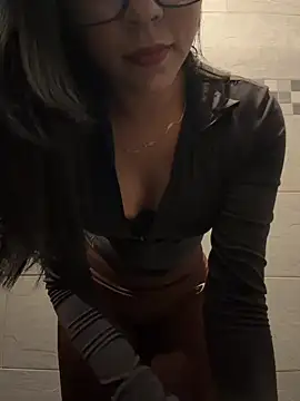 AnahiSkye online show from May 15, 2026, 6:48 pm