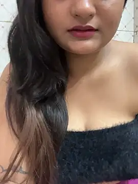 Snapshot of Curvy_Anaya chatting on March 12, 2026, 5:46 am Curvy Anaya online show from March 12, 2026, 5:46 am
