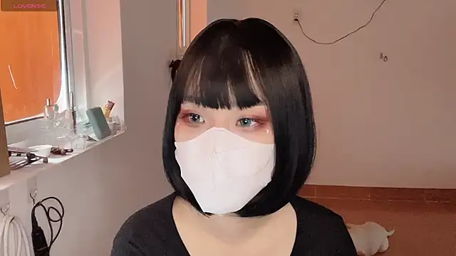 Tieu-May online show from February 8, 2026, 6:50 am