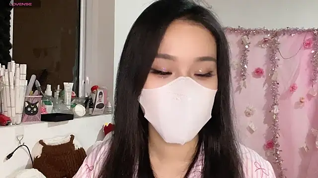 Snapshot of Tieu-May chatting on March 16, 2026, 9:30 pm Tieu-May online show from March 16, 2026, 9:30 pm