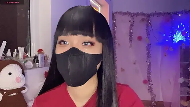 Snapshot of Tieu-May chatting on March 18, 2026, 10:18 am Tieu-May online show from March 18, 2026, 10:18 am