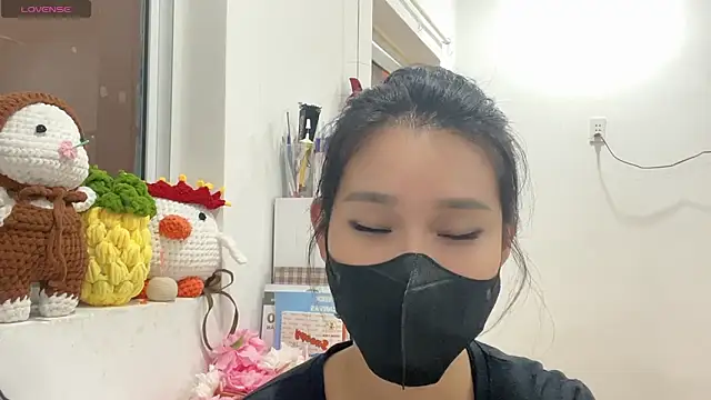 Snapshot of Tieu-May chatting on March 28, 2026, 1:27 am Tieu-May online show from March 28, 2026, 1:27 am