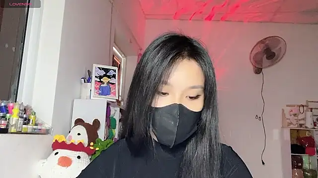 Snapshot of Tieu-May chatting on May 8, 2026, 7:14 am Tieu-May online show from May 8, 2026, 7:14 am