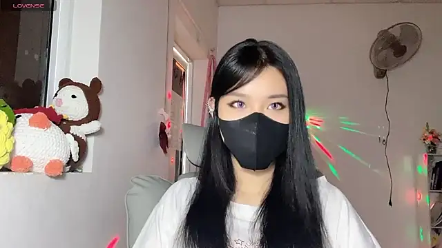 Snapshot of Tieu-May chatting on June 5, 2026, 7:36 am Tieu-May online show from June 5, 2026, 7:36 am