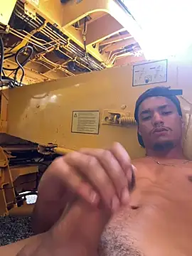 Snapshot of MorenodX01 chatting on January 15, 2026, 5:27 pm MorenodX01 online show from January 15, 2026, 5:27 pm