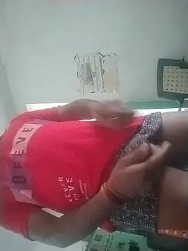 Snapshot of sexyboy_917 chatting on January 8, 2026, 5:32 am sexyboy 917 online show from January 8, 2026, 5:32 am