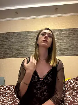 Snapshot of AriaFox chatting on January 8, 2026, 4:48 am AriaFox online show from January 8, 2026, 4:48 am