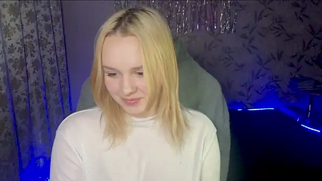 Mia blaww online show from January 5, 2026, 6:00 pm