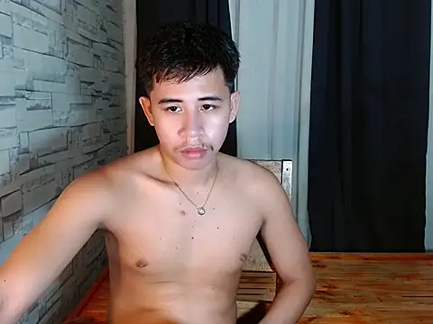 Snapshot of urdreamcock chatting on April 13, 2026, 12:32 pm urdreamcock online show from April 13, 2026, 12:32 pm