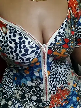 Snapshot of tamil-Diya90 chatting on February 8, 2026, 6:33 pm tamil-Diya90 online show from February 8, 2026, 6:33 pm