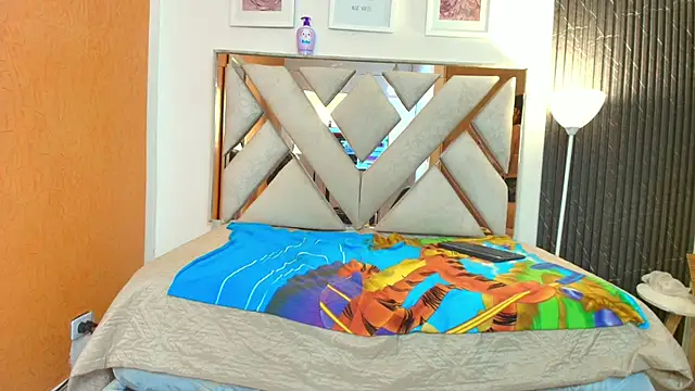 Snapshot of SalomeWilson chatting on February 20, 2026, 8:09 pm SalomeWilson online show from February 20, 2026, 8:09 pm