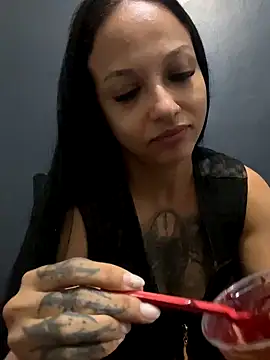 HyaraMoon online show from January 9, 2026, 1:41 am