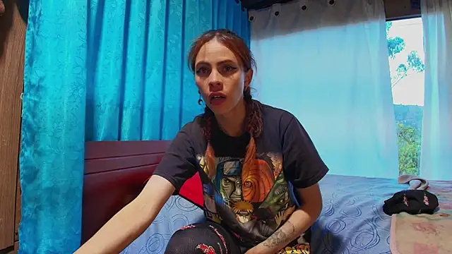 Snapshot of Gabys1610 chatting on February 21, 2026, 10:11 pm Gabys1610 online show from February 21, 2026, 10:11 pm