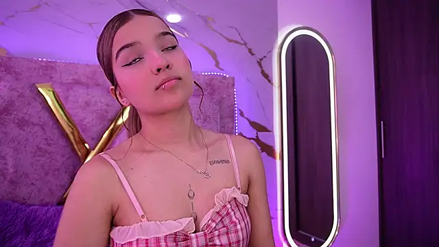 Snapshot of Lia_collinsx chatting on January 7, 2026, 8:55 pm Lia collinsx online show from January 7, 2026, 8:55 pm