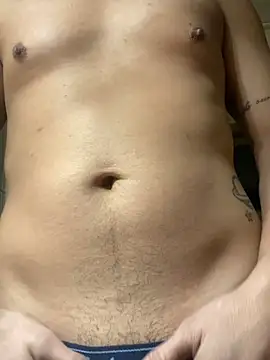 GostosoRS25 online show from May 11, 2026, 5:32 pm