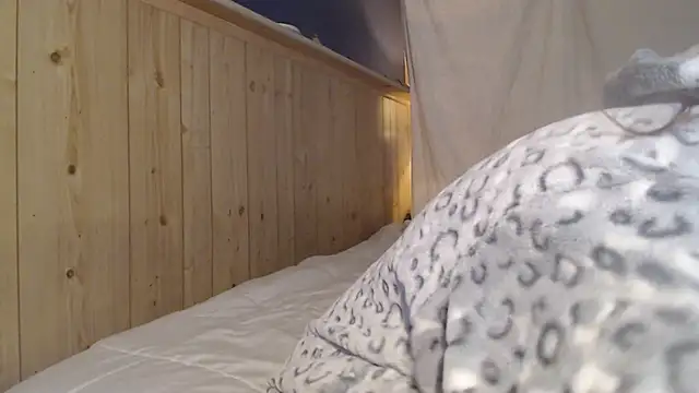 Snapshot of saraswirls69@xh chatting on January 15, 2026, 12:10 pm saraswirls69xh online show from January 15, 2026, 12:10 pm