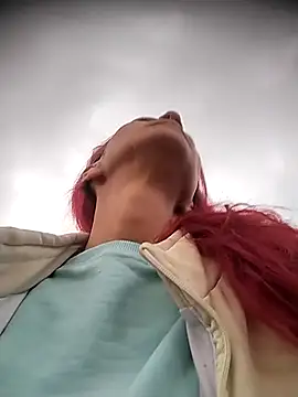 cintia love online show from January 7, 2026, 10:23 pm