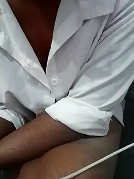 Snapshot of Sexy_sara09 chatting on February 14, 2026, 4:37 pm Sexy sara09 online show from February 14, 2026, 4:37 pm