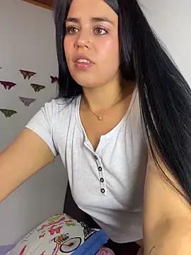 Snapshot of sophyy_white chatting on April 9, 2026, 11:10 pm sophyy white online show from April 9, 2026, 11:10 pm