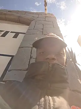 Snapshot of Sihle_Plays chatting on February 16, 2026, 8:32 am Sihle Plays online show from February 16, 2026, 8:32 am