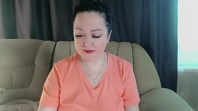 infinity loveliness online show from November 24, 2025, 8:03 am