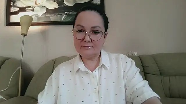 infinity loveliness online show from May 18, 2026, 5:35 am