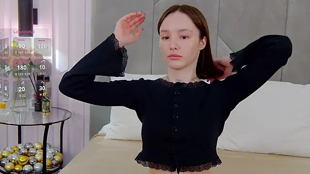 Snapshot of SouthLily chatting on January 11, 2026, 1:32 am SouthLily online show from January 11, 2026, 1:32 am