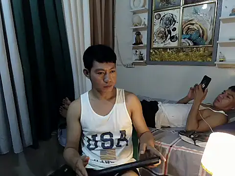 Snapshot of xfuckerboyx chatting on August 4, 2026, 3:32 am xfuckerboyx online show from August 4, 2026, 3:32 am