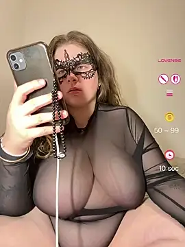 Snapshot of cherrylust12 chatting on May 7, 2026, 11:21 pm cherrylust12 online show from May 7, 2026, 11:21 pm