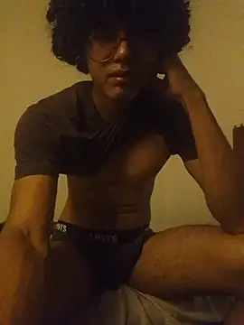 Snapshot of cutetwinkldr chatting on January 14, 2026, 5:13 am cutetwinkldr online show from January 14, 2026, 5:13 am