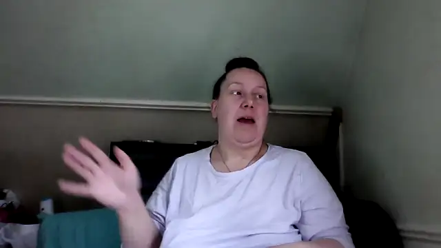 Snapshot of DallaStone chatting on February 28, 2026, 5:14 pm DallaStone online show from February 28, 2026, 5:14 pm