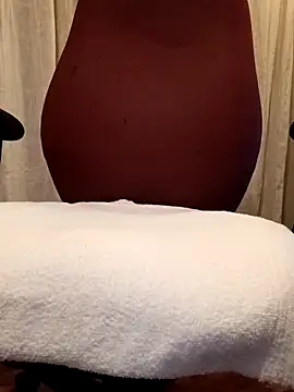 Snapshot of DucesWild23 chatting on February 6, 2026, 5:12 am DucesWild23 online show from February 6, 2026, 5:12 am