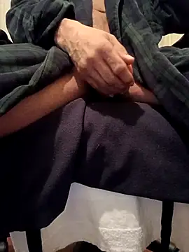 Snapshot of DucesWild23 chatting on February 26, 2026, 3:38 am DucesWild23 online show from February 26, 2026, 3:38 am