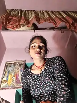 lodhi8080 online show from April 7, 2026, 9:15 pm