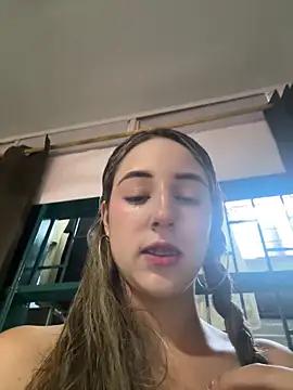 Snapshot of lriana_miller chatting on February 11, 2026, 8:03 pm lriana miller online show from February 11, 2026, 8:03 pm